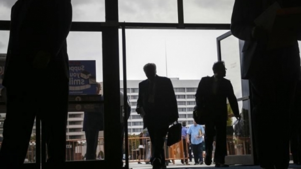 Paris’te IMF ofisine ‘zarflı’ saldırı