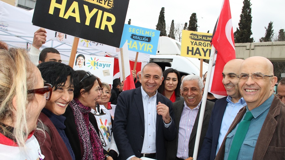 Tekin; Saldırıları seçmen duyarlılığının fazla olduğu yerlerde yapıyorlar