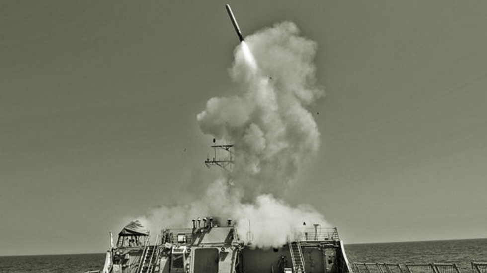 Suriye: Füzelerin üçte birini havada vurarak saldırıyı boşa çıkardık