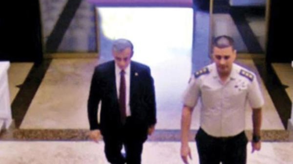AKP milletvekili Şirin Ünal’ın çok konuşulacak 15 Temmuz fotoğrafı