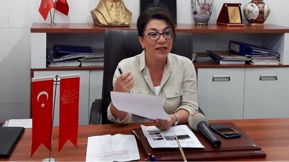 CHP’li Biçer; “Askerimize sağlıklı gıda yediremeyenler Katar’a gıda yardımı gönderiyor!”