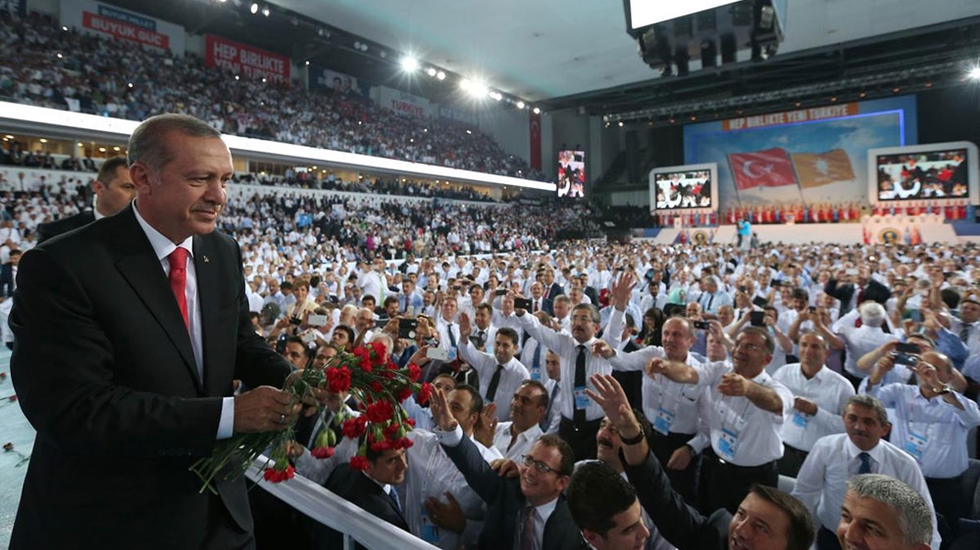 Erdoğan AKP’yi yeniden dizayn edecek