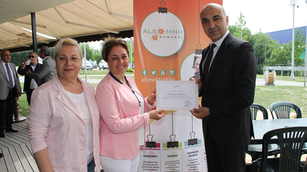 Kerimoğlu, ALS-MNH hastalarıyla bir araya geldi