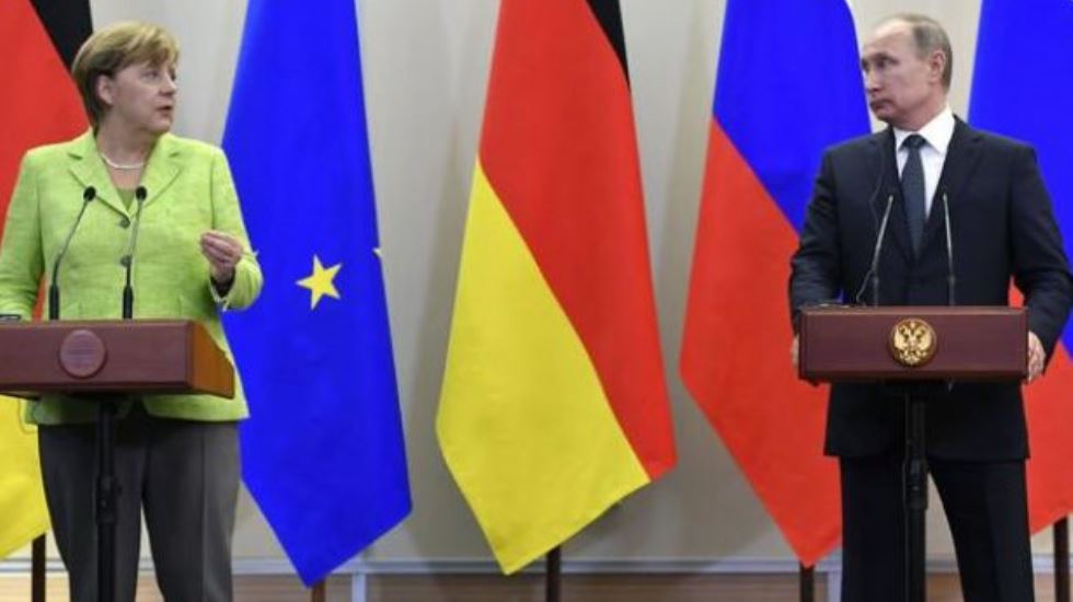 Putin ve Merkel’den ‘anlaşmama’ odaklı gergin toplantı