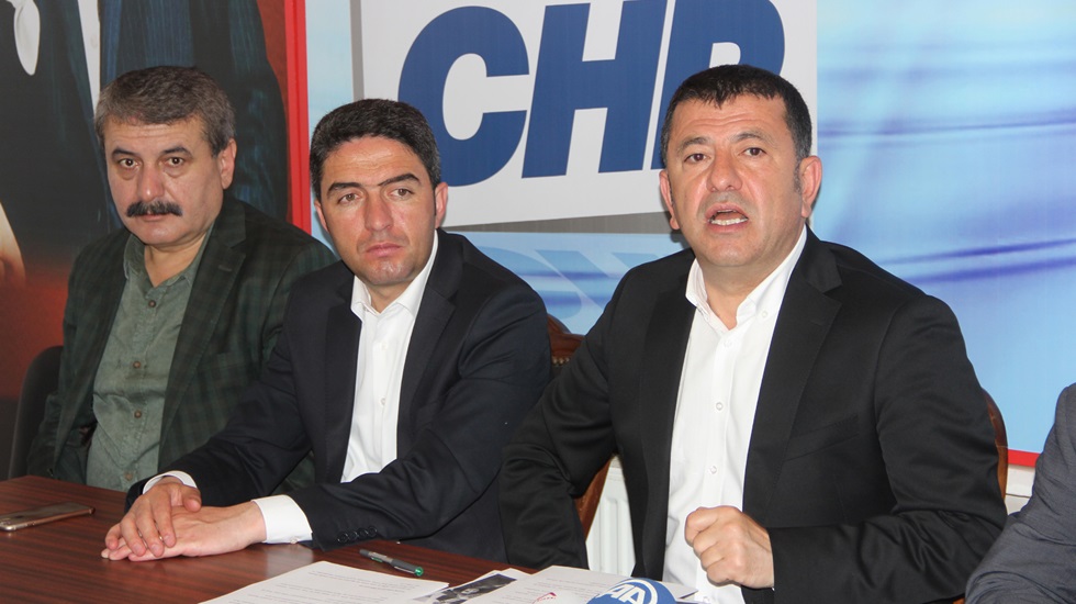 Ağbaba: “Hükümet, ILO toplantısına kendisinin besleyip büyüttüğü Memur-Sen’in katılmasını istiyor”