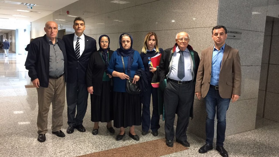 “Canını kaybeden Uğur Kurt’un annesi saatin camını kırdı diye yargılanıyor”