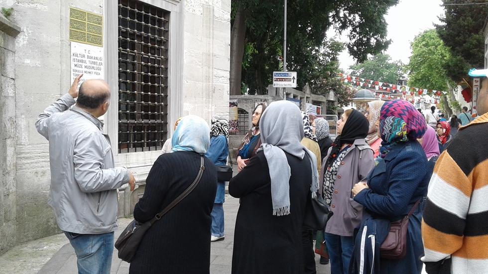 Maltepeliler Hırka-i Şerif’i ziyaret etti