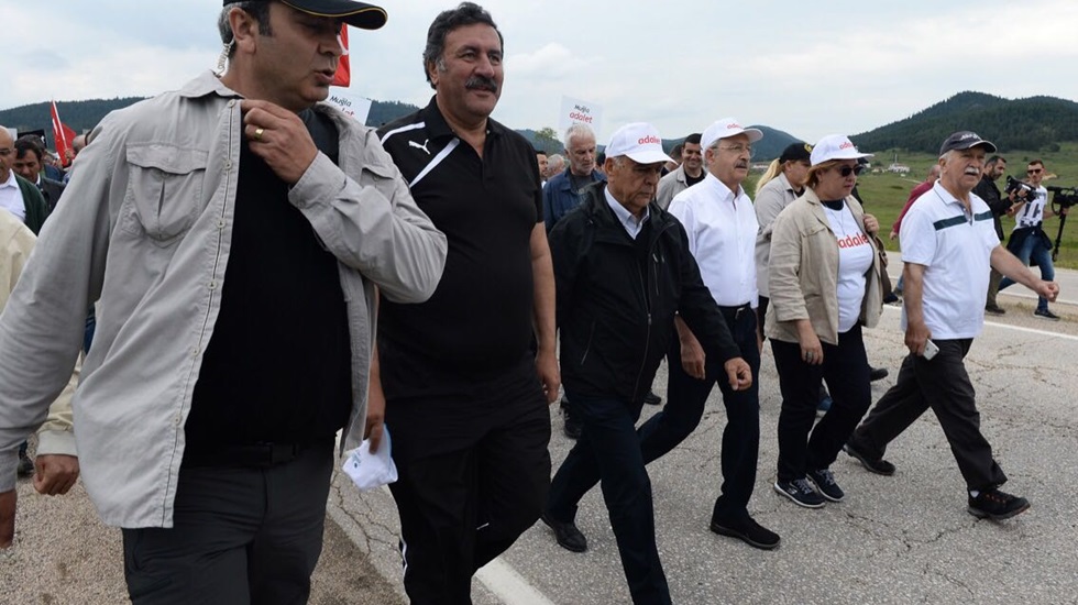 Gürer: “Haksızlığa maruz kalan herkes için yürümeye devam edeceğiz”