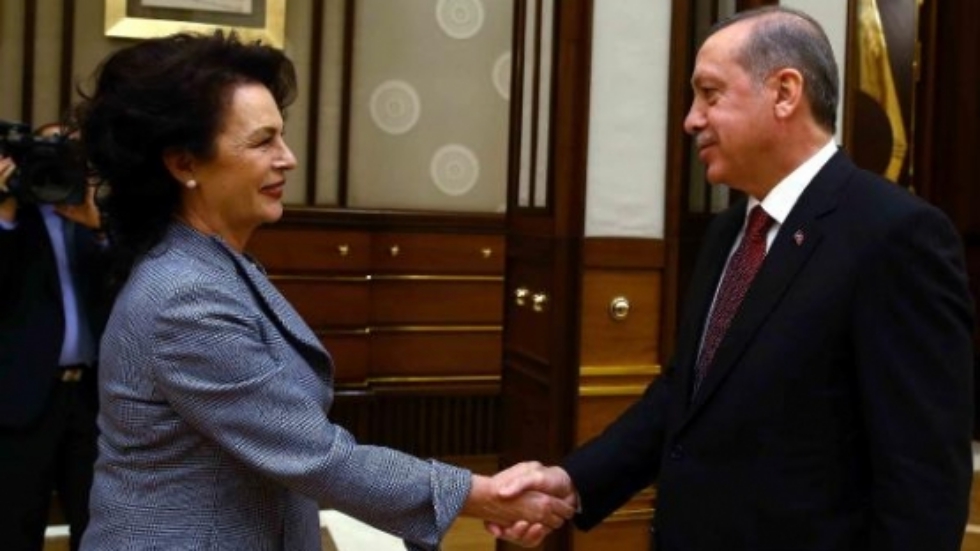 Sosyal medya Hülya Koçyiğit'in o sözlerine tepki ile çalkalanıyor!