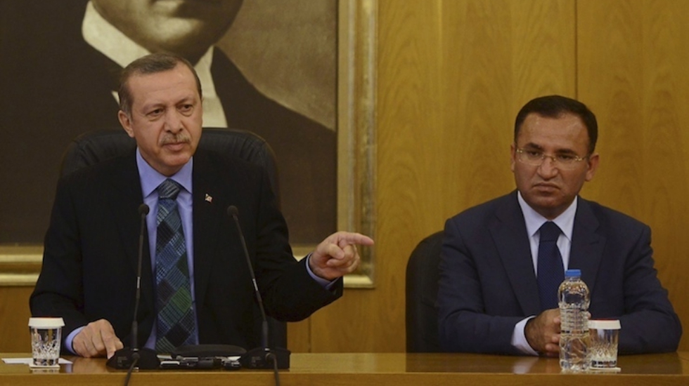 Adalet Bakanı Bozdağ: Cumhurbaşkanımızın adaylığı &ouml;n&uuml;nde hi&ccedil;bir engel yoktur