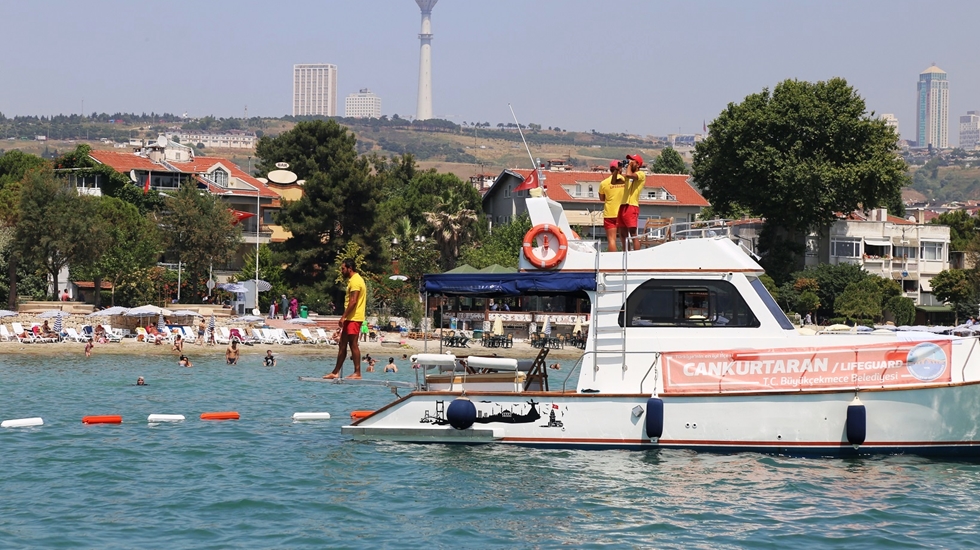 İstanbul’un en deneyimli cankurtaran ekibi Büyükçekmece’de