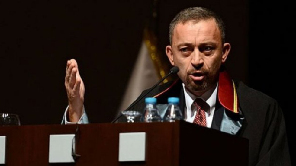 Kocasakal, “Ben Atatürk düşmanlarıyla yürümem” sözüne açıklama getirdi