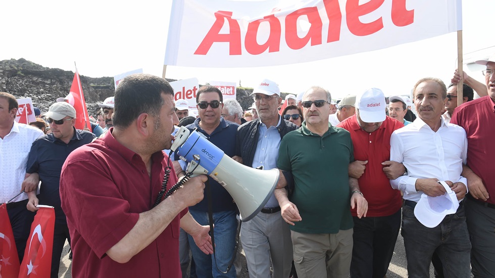Sivas’tan, Suruç’a, Ankara Garı’na kadar katliamlar aydınlansın diye yürüyoruz