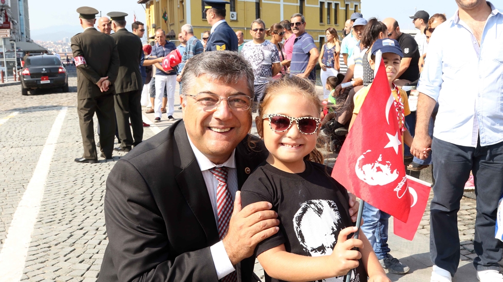 Sındır: “30 Ağustos var olma mücadelemizdir, kimse unutturamaz!”