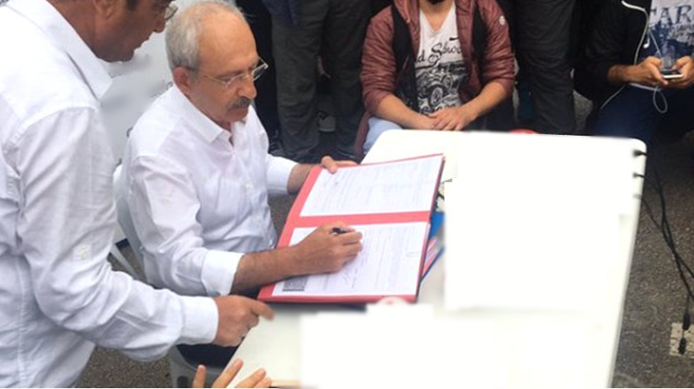 Kılıçdaroğlu, Selçuk’un kitabına önsöz yazdı: ‘YSK’nin yaptığı vahamet’