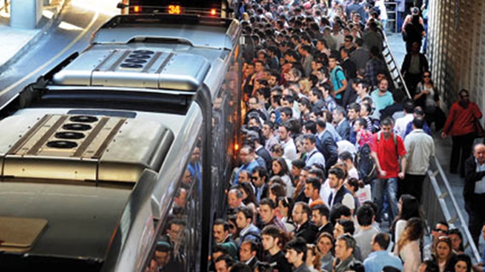 İstanbul’da toplu taşıma aylık yüzde 8.4 arttı