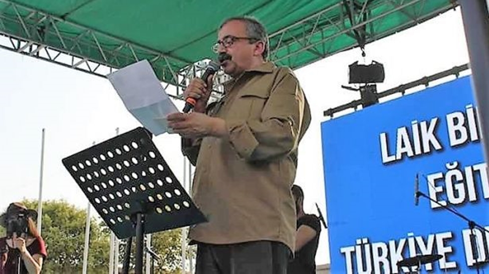 Sırrı Süreyya Önder Çiller’i anlattı: Darbe komisyonunda ağladı