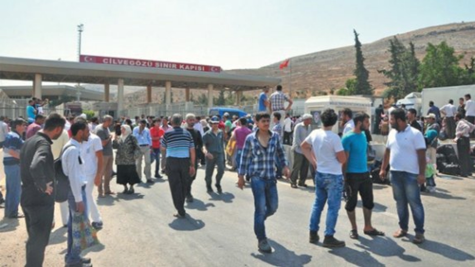 Uluslararası Af &Ouml;rg&uuml;t&uuml;: T&uuml;rkiye y&uuml;zlerce Suriyeli m&uuml;lteciyi 'kandırarak ya da zorla' geri g&ouml;nderdi