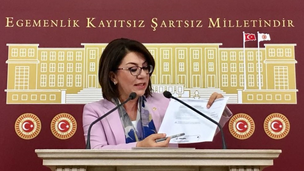 CHP’li Biçer; “Değerlerimizi yok etmek isteyen zihniyete geçit vermeyeceğiz!”