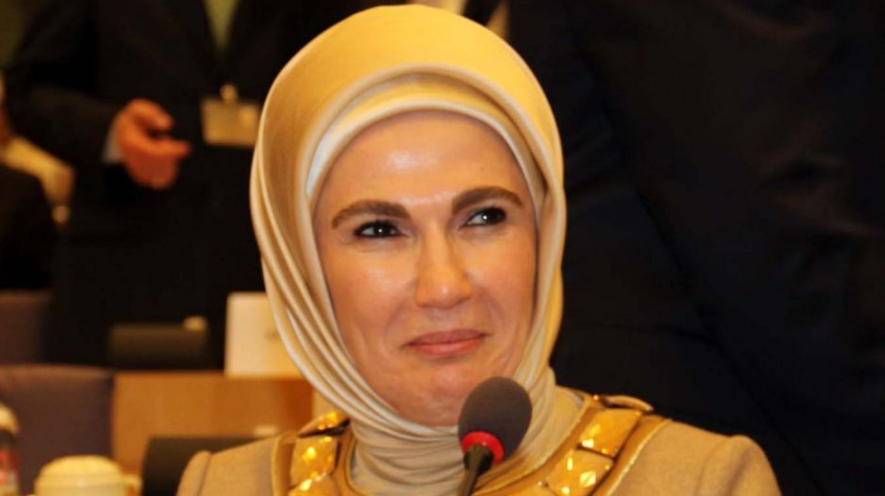 Emine Erdoğan'dan vatandaşa 'israf' uyarısı! &Ccedil;ok konuşulacak a&ccedil;ıklama...