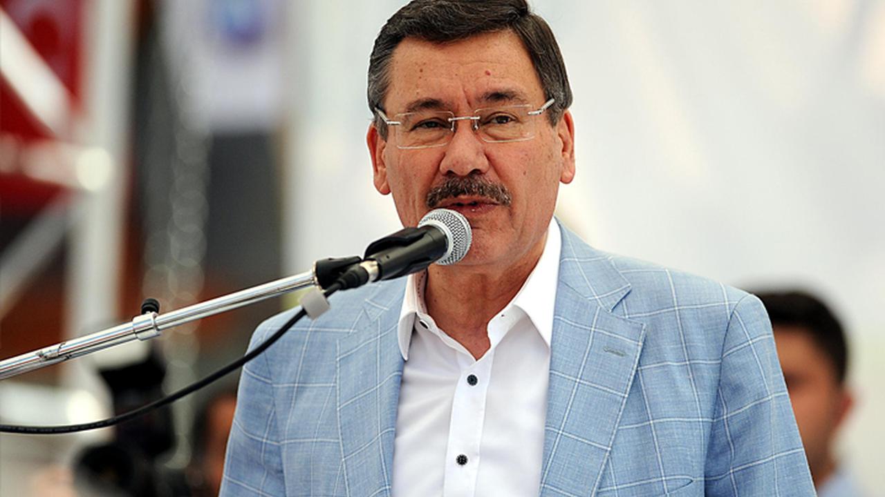 Melih G&ouml;k&ccedil;ek'ten 4 yılın ardından gelen istifa itirafı
