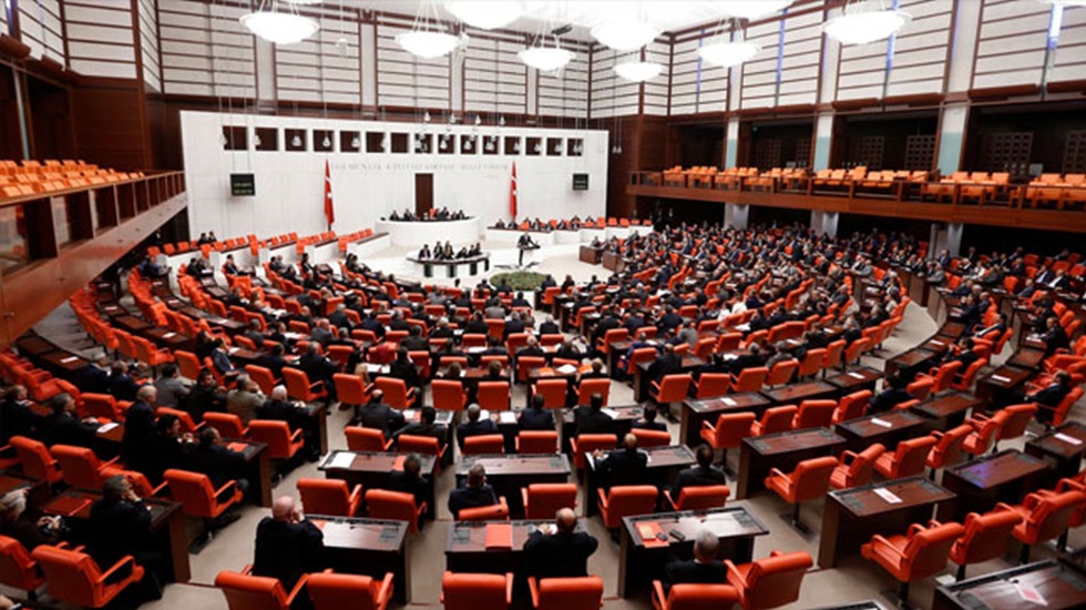 Meclis Gazze saldırılarını görüşmek için olağanüstü toplandı
