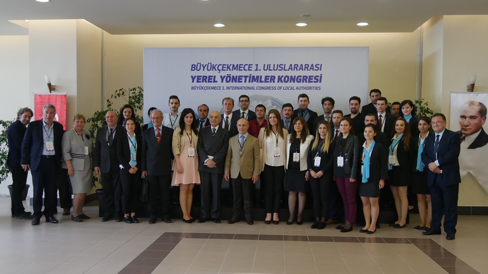 Yerel yönetimin duayen hocaları Büyükçekmece’de toplanıyor