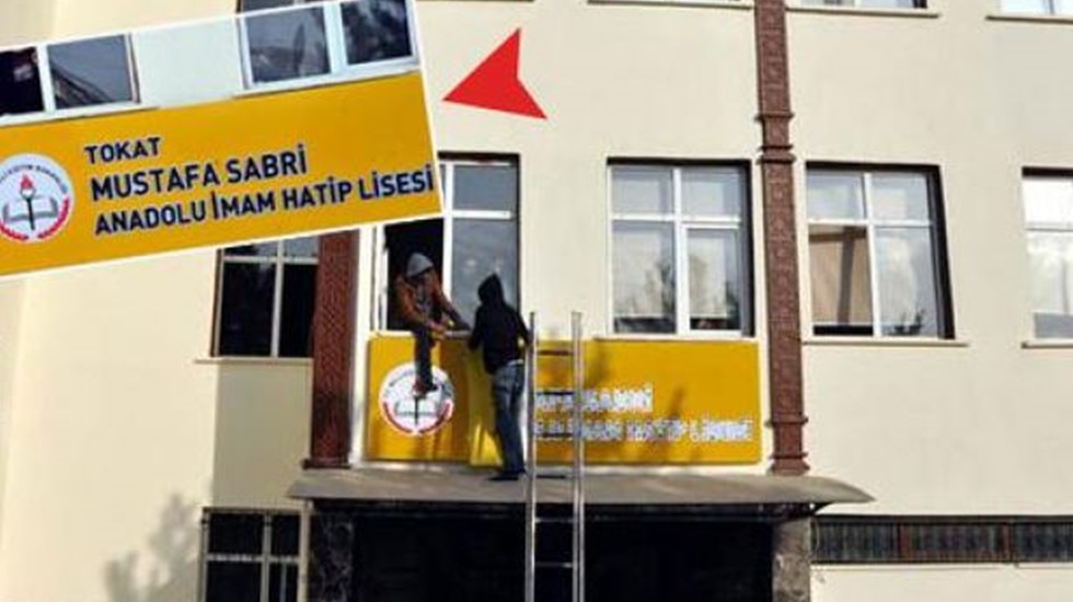 Atatürk’e ölüm fetvası çıkartan ‘Mustafa Sabri’ adı liseden kaldırıldı