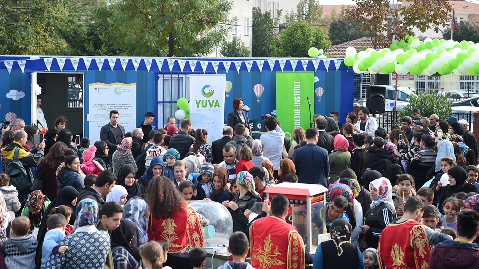 Avcılar’ın Kütüphanesi Uçuyor