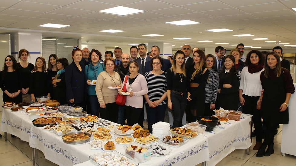 Bakırköy Belediyesinden ‘Vergi Ayına’ börekli, çörekli, kekli, kurabiyeli veda