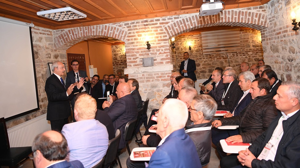Edirne akademide muhtarlara demokrasi dersi