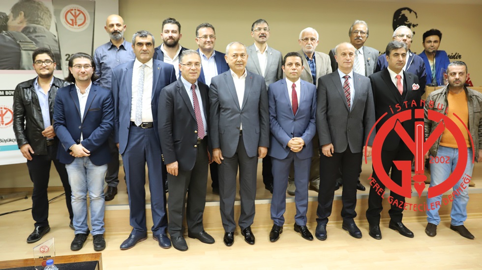 İYGAD’dan zirvedeki gazetecilere ödül…