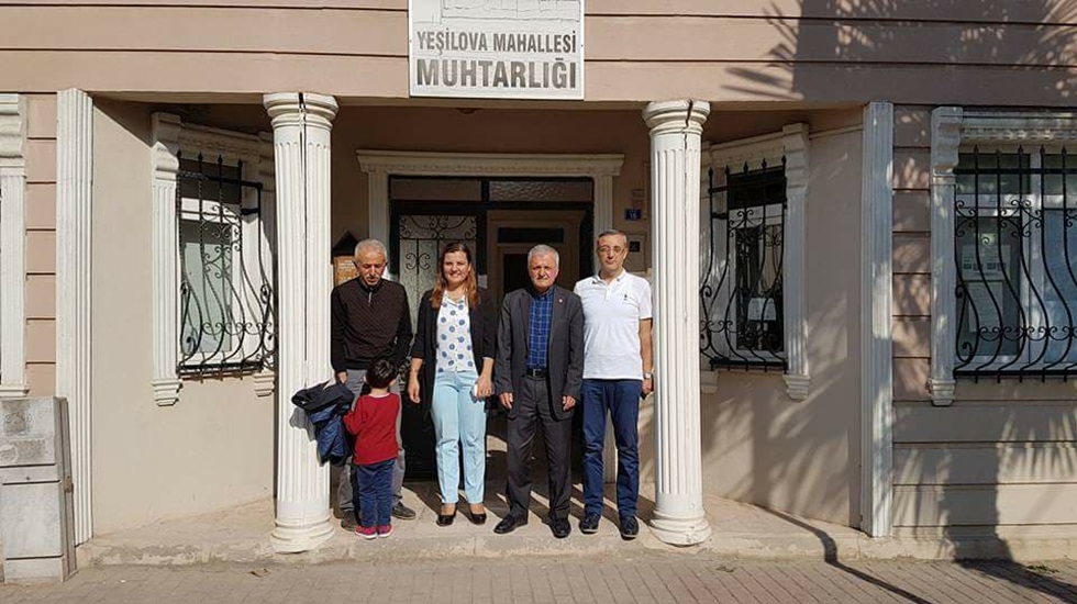 Hürriyet Cumartesi Pazar dinlemiyor, muhtarları unutmuyor