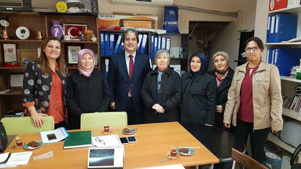 Hürriyet’ten ÇÖLYAK Derneğine destek