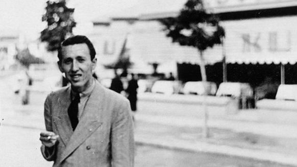 Aramızdan ayrılışının 67. yılında Orhan Veli’yi unutulmaz dizeleriyle anıyoruz