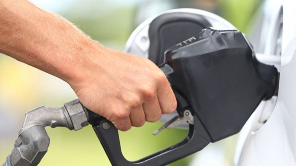 Benzin tamam, motorine b&uuml;y&uuml;k zam yolda!