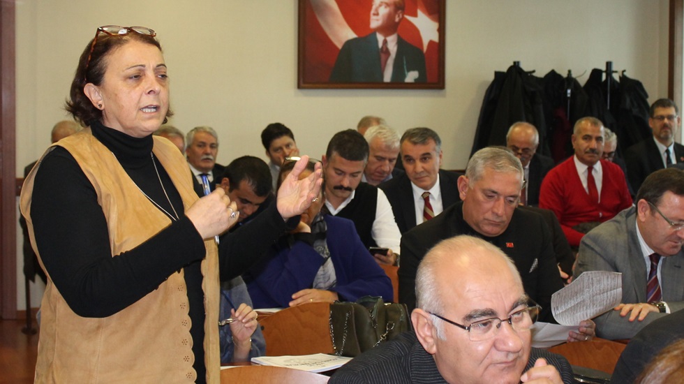 CHP’li Koçar: İstanbul’da kadınlar için ulaşım ücretsiz olsun