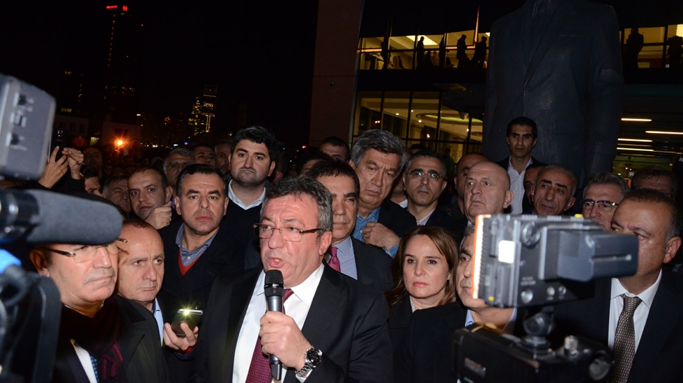 Engin Altay: Bu CHP’ye karşı bir itibarsızlaştırma operasyonudur!