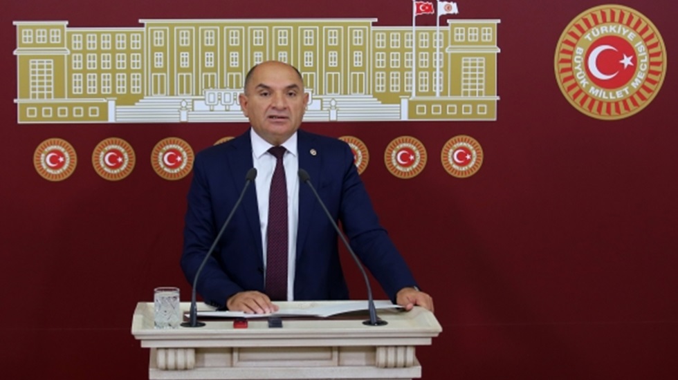 Tarhan: 'Türkiye otomotiv piyasasının başkenti olabilir'
