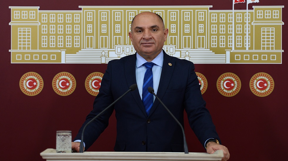 Tarhan: Ekonomi sanayileşmeye değil inşaata ve ranta dayalı