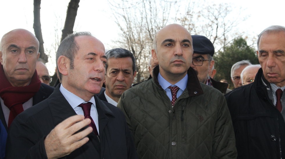 Akif Hamzaçebi: Eskiden masadaydık, şimdi sahadayız