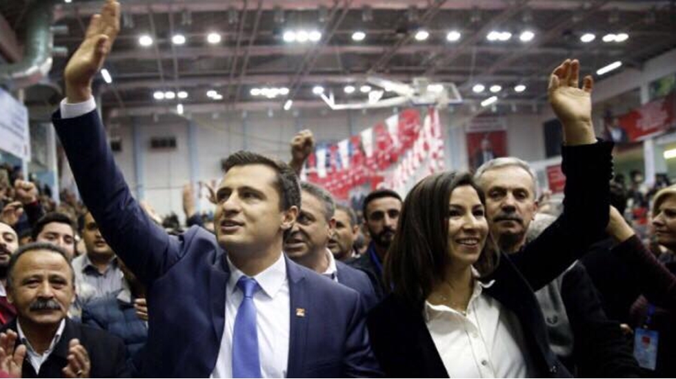 İzmir CHP’de Deniz Yücel dönemi