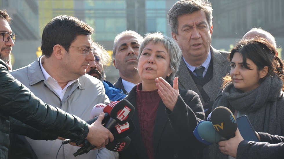 Enis Berberoğlu’nun eşi, Oya Berberoğlu’ndan eylem kararı