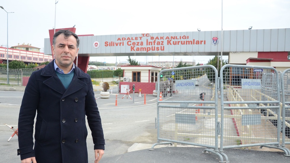 Yarkadaş: “12 Eylül’ü eleştirmek de suç oldu… Traji komik bir tutuklama”