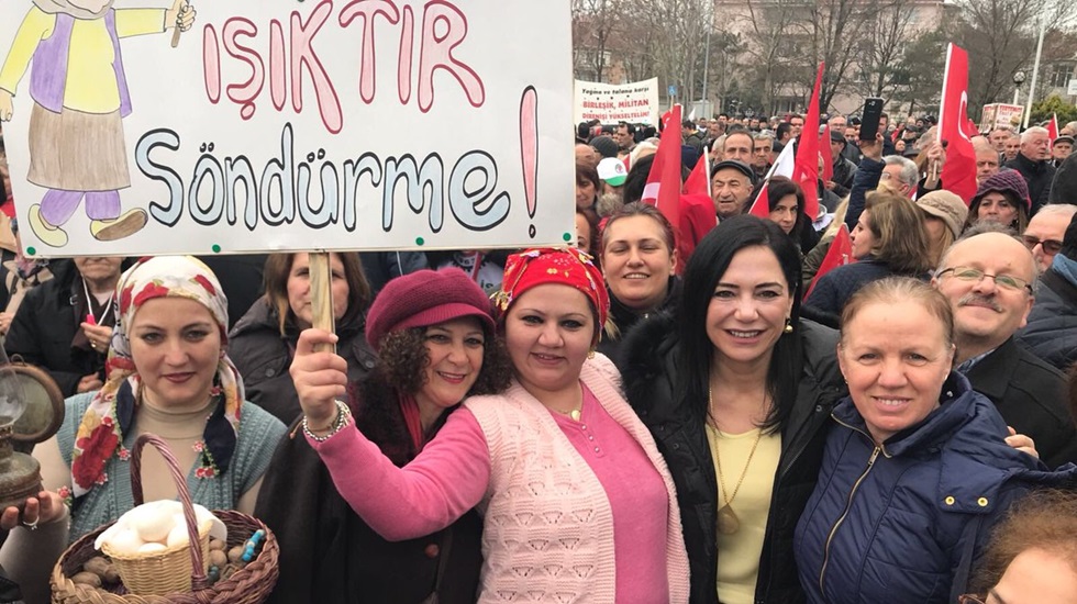 Yüceer: “Şeker fabrikalarını sattırmayacağız… Seçimleri kazanacağız”