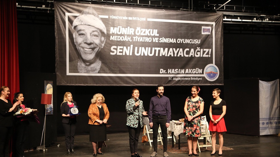 Dünya Tiyatrolar Günü’nde Münir Özkul unutulmadı
