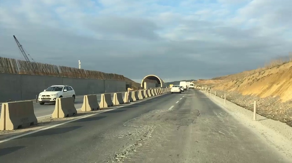 Ağbaba: Otoyolu değil ölüm yolu