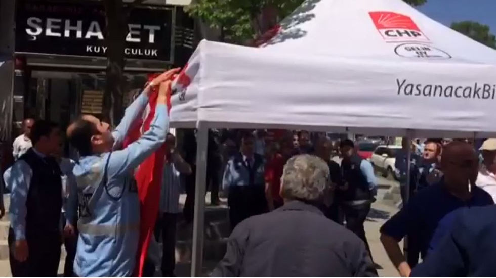 AKP’li belediye’den CHP’nin seçim çalışmasına müdahale