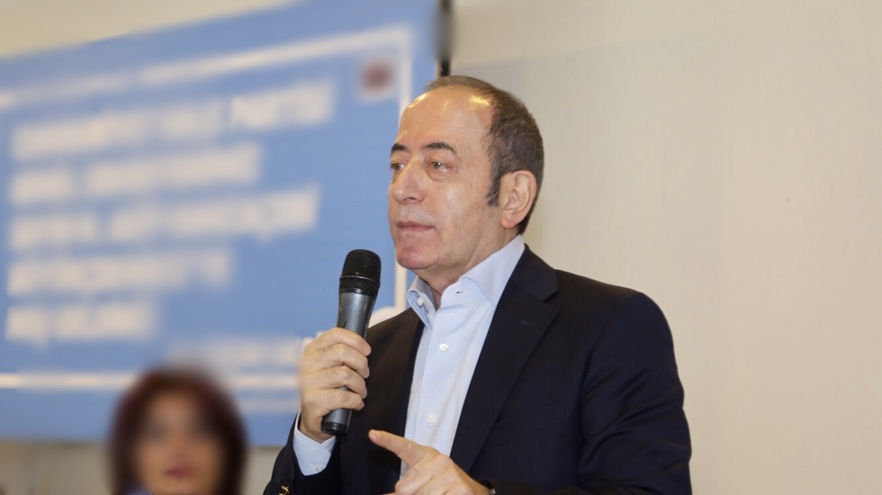 Akif Hamzaçebi: Roman kardeşlerim ayağa kalkın, bu yolculuğa sizde katılın…
