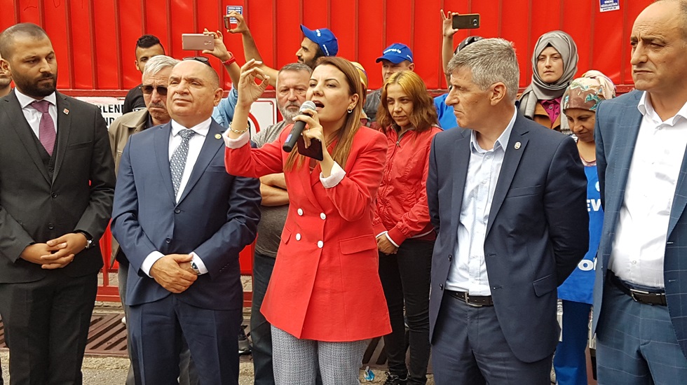 CHP’den Flormar işçisine destek
